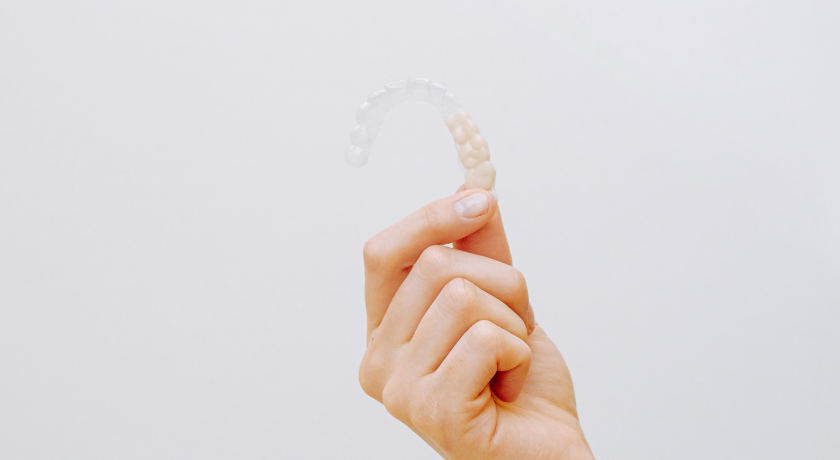 Alerta sanitaria: los tratamientos de ortodoncia a distancia generan riesgos de daños irreversibles para los pacientes