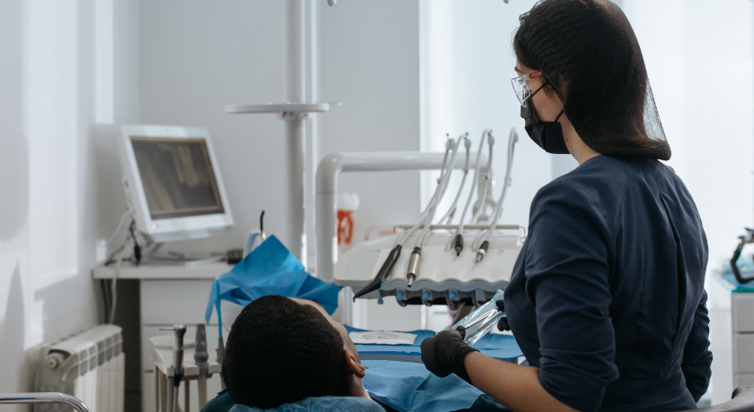 Las clínicas dentales deberán implantar medidas para la prevención y control de la legionelosis en 2024